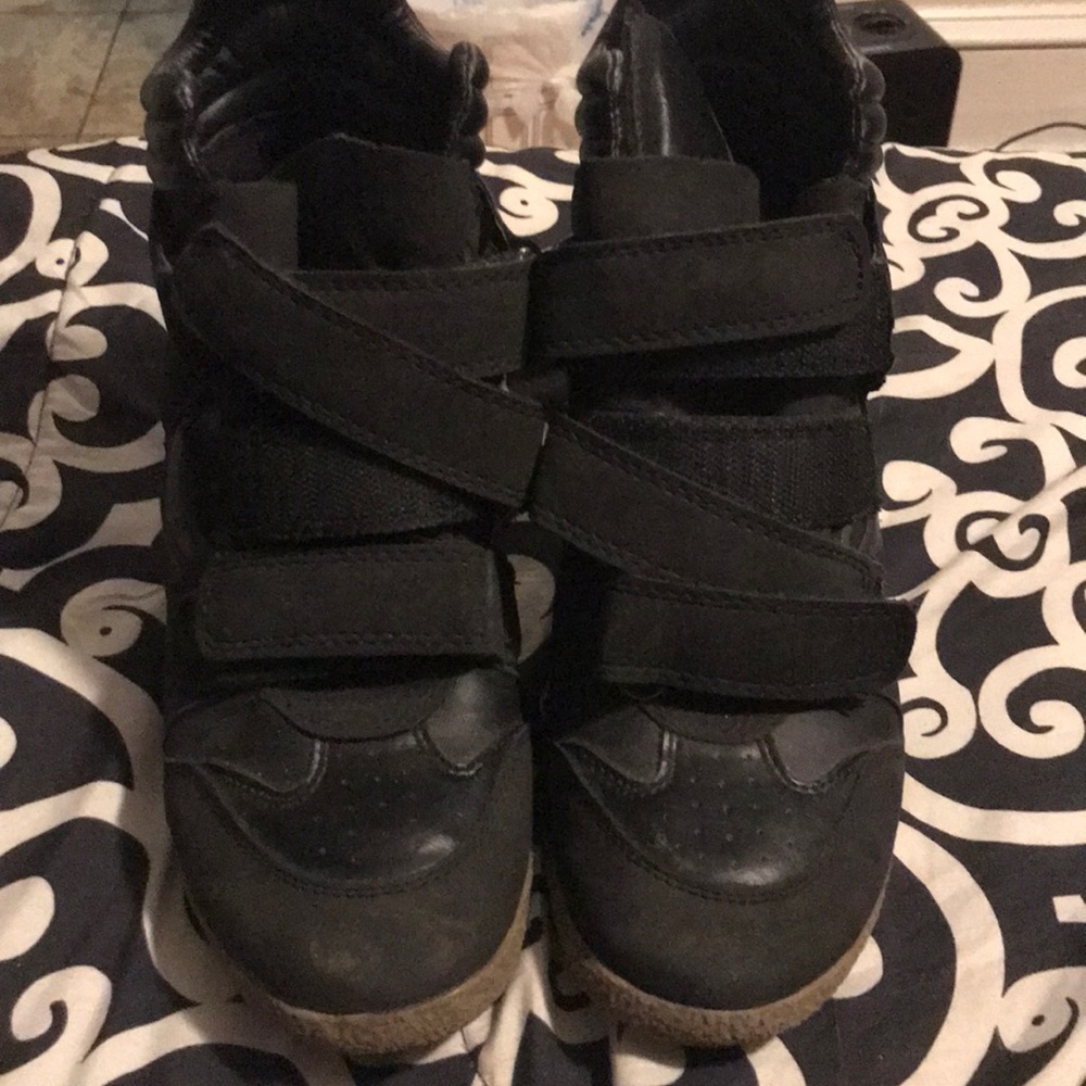 Wedge boots
